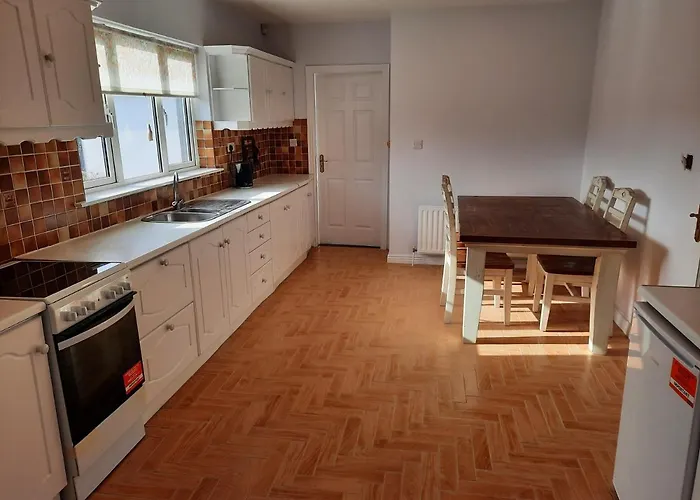 度假居 4 Bedroom, 15 Min To Quiet Retreat. Limerick Junction